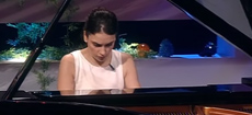 אינטרמצו עם אריק - הפסנתר המזמר Olga Scheps אולגה שפס